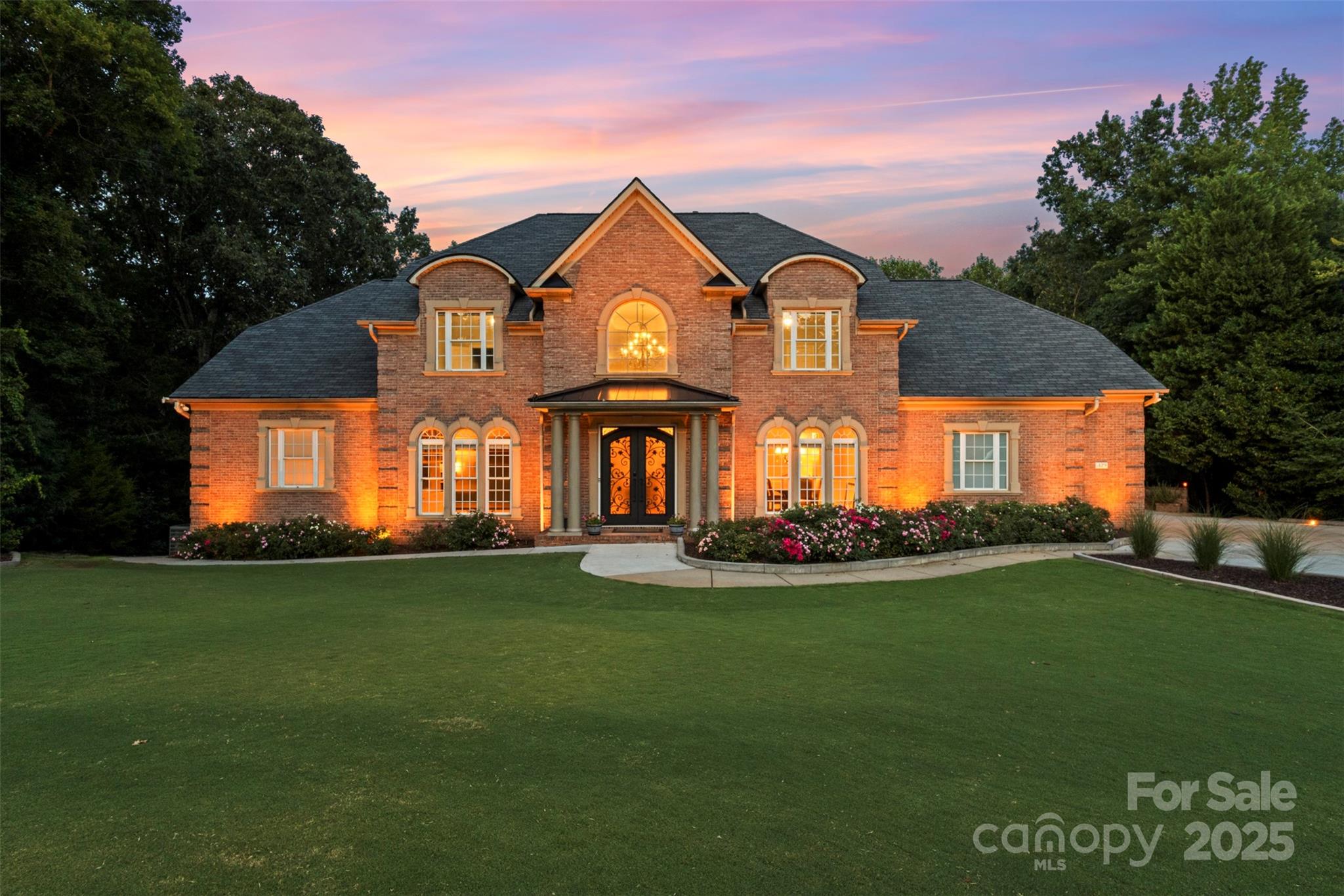 Photo of 429 Hendon Row Way, Fort Mill, SC 29715