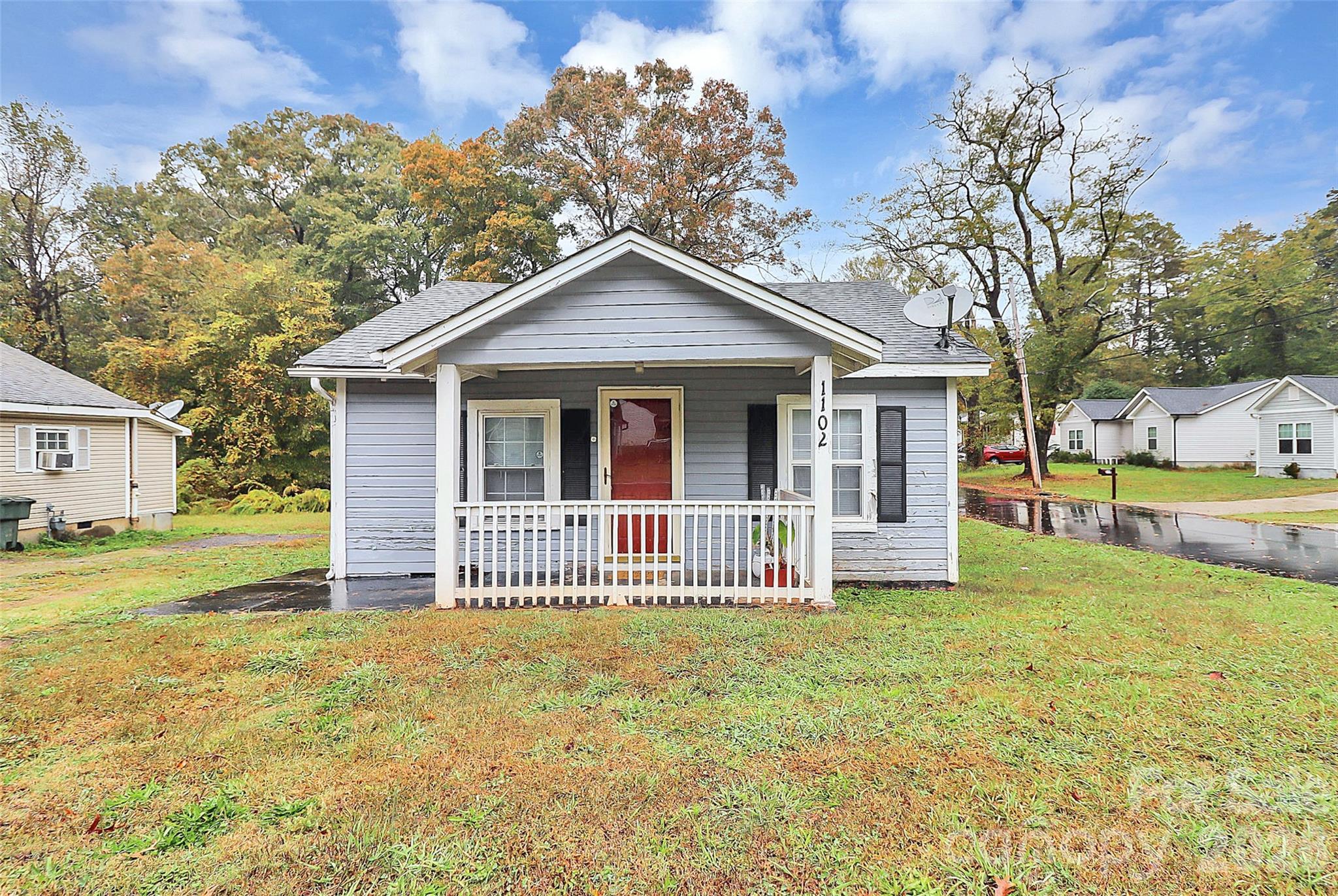 Photo of 1102 W Davidson Avenue, Gastonia, NC 28052