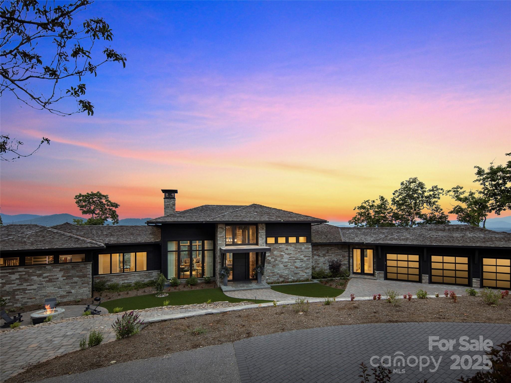 Photo of 510 Cloud Top Way, Arden, NC 28704