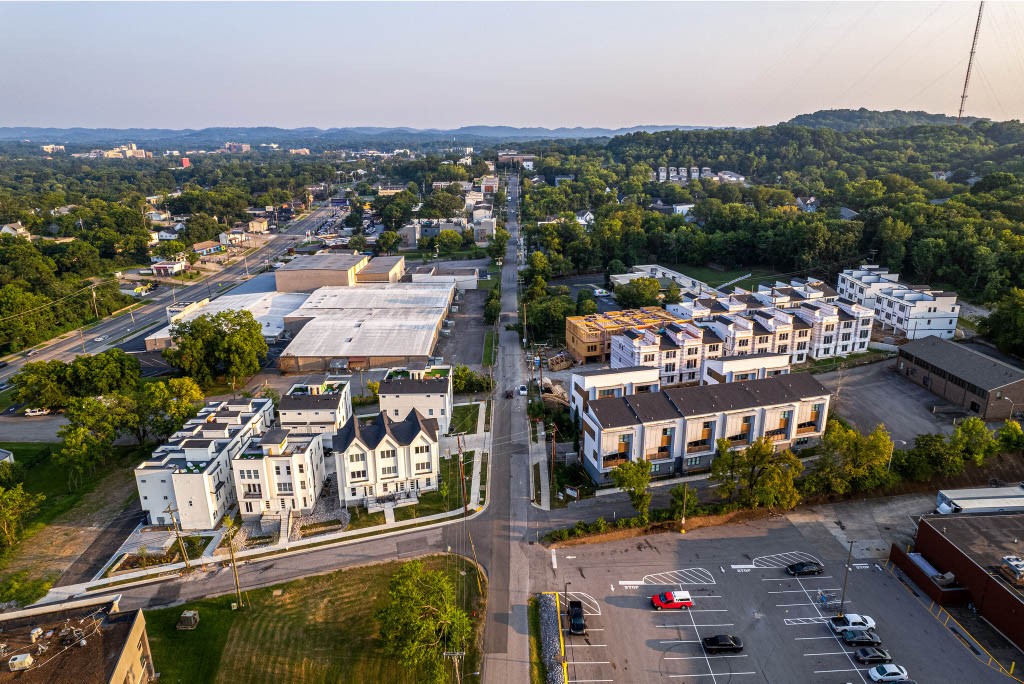 Photo of 5631 Lenox Ave, Nashville, TN 37209