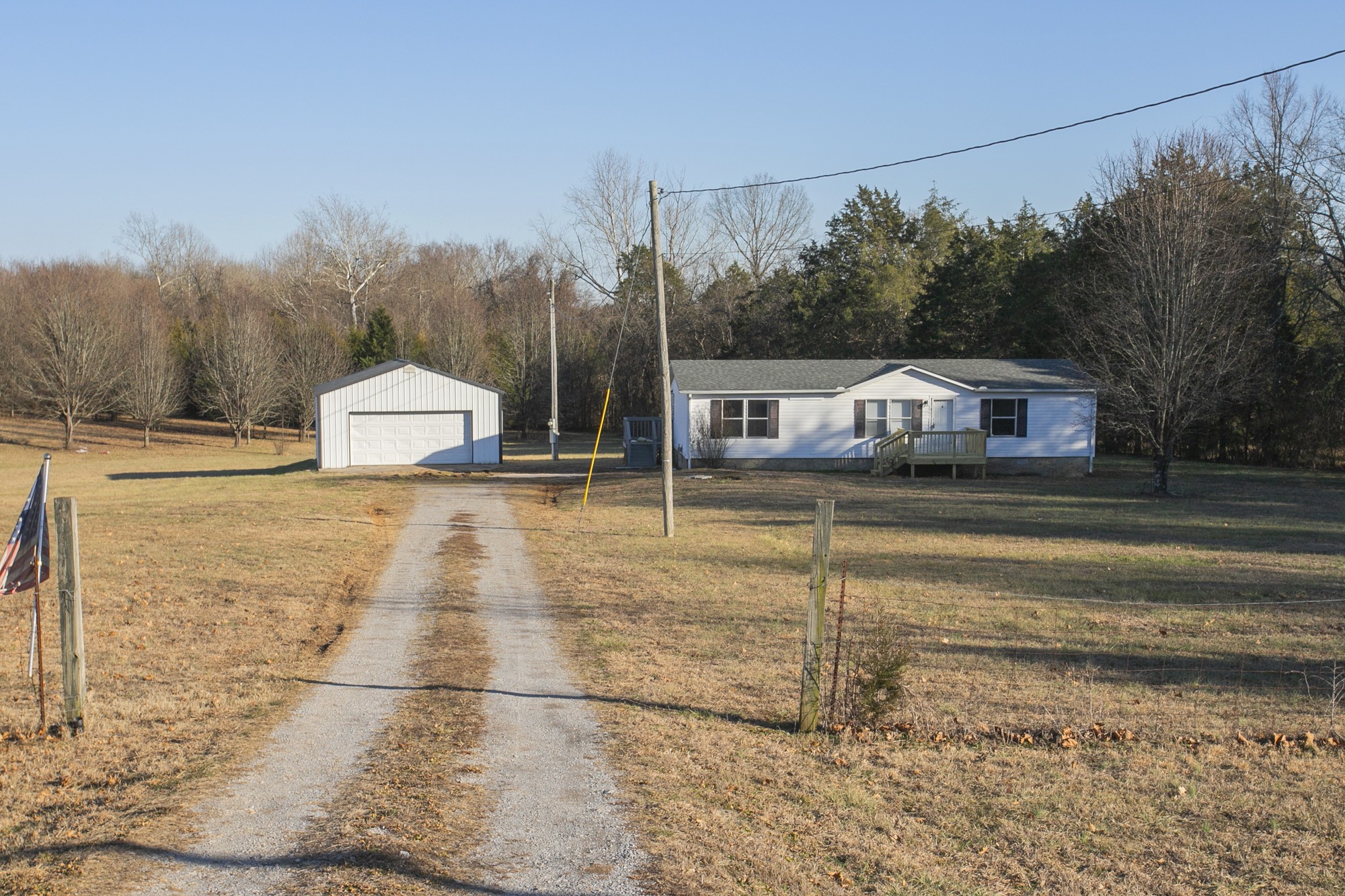 Photo of 395 Ligon Rd, Lebanon, TN 37090