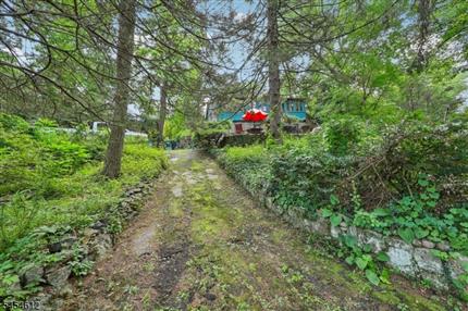 Photo of 18 Nakomis Path, Lincoln Park Boro, NJ 07035