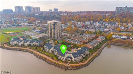 Photo of 1225 River Rd #7D, Edgewater Boro, NJ 07020