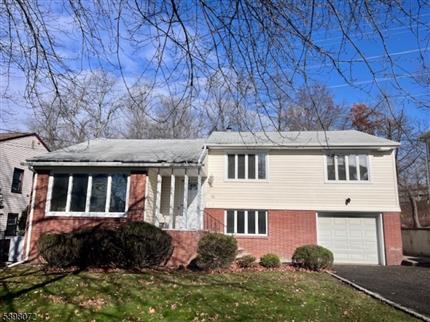 Photo of 7 Buckingham Rd, West Orange Twp., NJ 07052