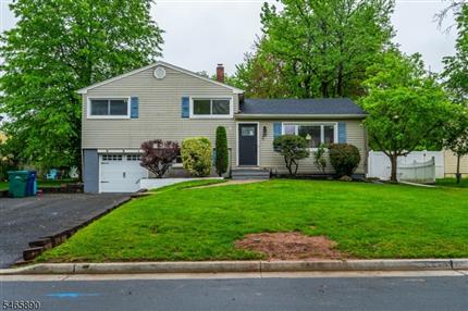 Photo of 58 Glenwood Rd, Fanwood Boro, NJ 07023