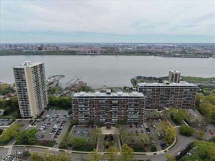 Photo of 2 Horizon Road, Fort Lee Boro, NJ 07024
