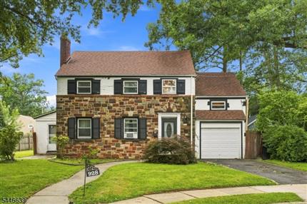 Photo of 928 Beechwood Ct, Plainfield City, NJ 07060