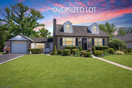 Photo of 374 South Ave, Fanwood Boro, NJ 07023