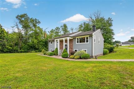 Photo of 105 Jacksonville Rd, Lincoln Park Boro, NJ 07035