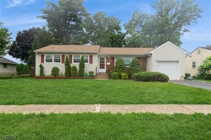 Photo of 149 Mulberry Ln, Middlesex Boro, NJ 08846