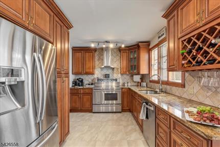 Photo of 544 W 8Th St, Plainfield City, NJ 07060