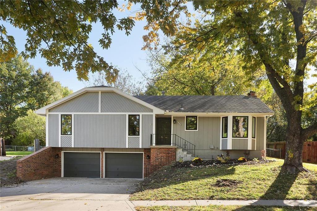 Photo of 1201 Bristol Way, Liberty, MO 64068