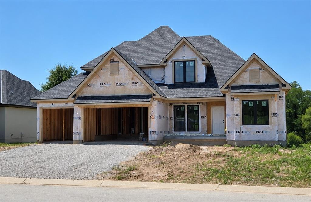 Photo of 8740 N LEWIS Avenue, Kansas City, MO 64157