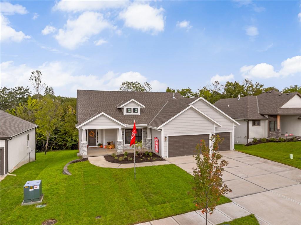 Photo of 6034 Apache Drive, Shawnee, KS 66226