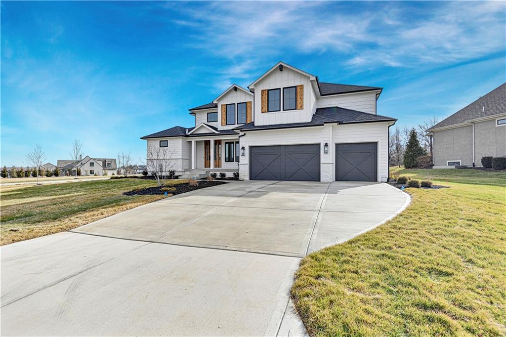 Photo of 11327 W 170th Terrace, Overland Park, KS 66221