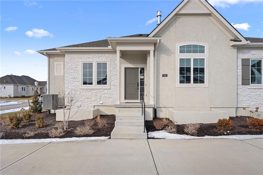 Photo of 7221 Allman Drive, Shawnee, KS 66217