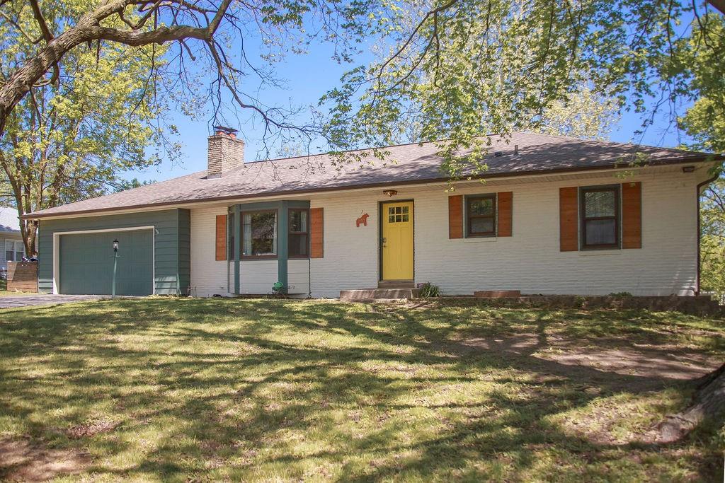 Photo of 545 JEFFERSON Circle, Liberty, MO 64068