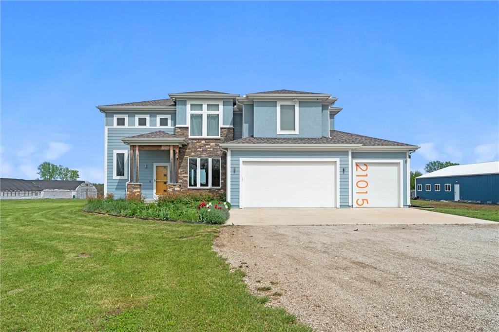 Photo of 21015 S Moonlight Road, Gardner, KS 66030