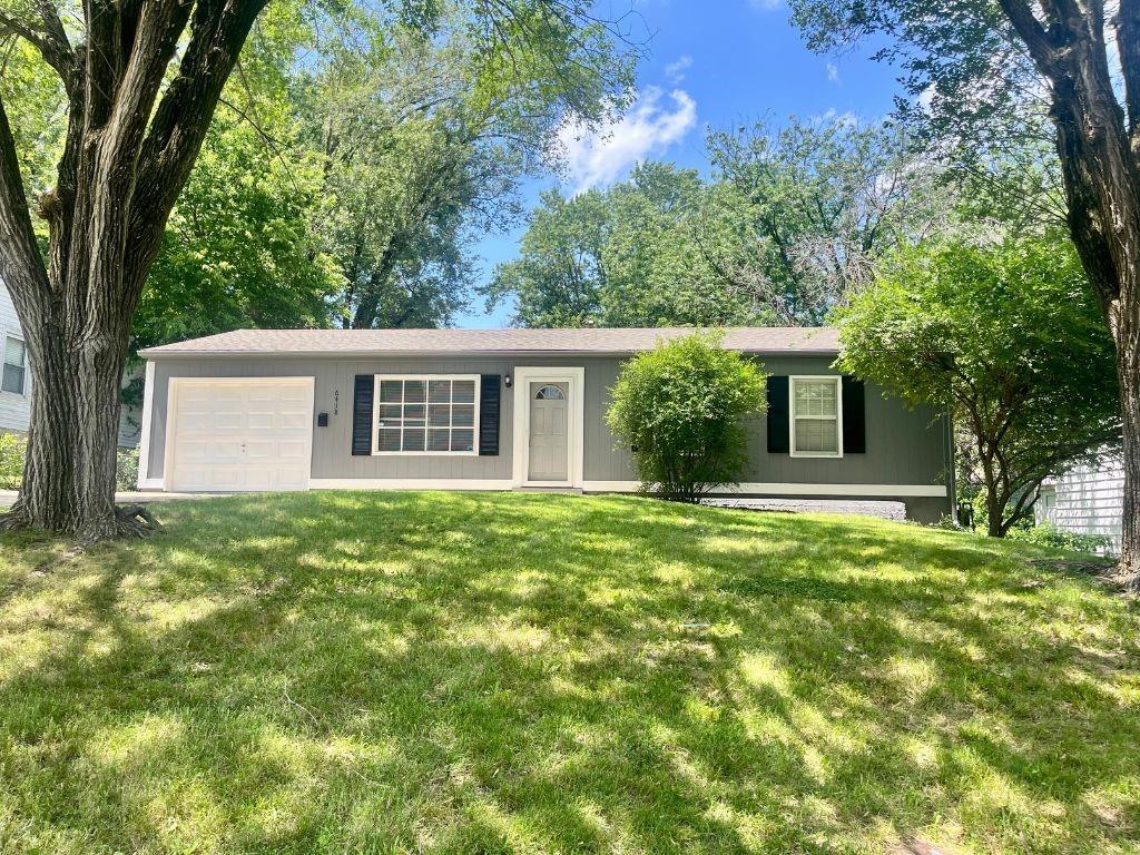 Photo of 6418 E 150th Street, Grandview, MO 64030