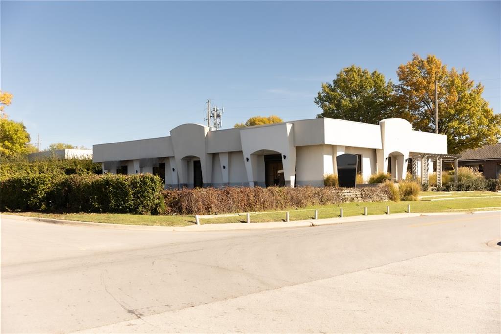 Photo of 13010 Shawnee Mission Parkway, Shawnee, KS 66216