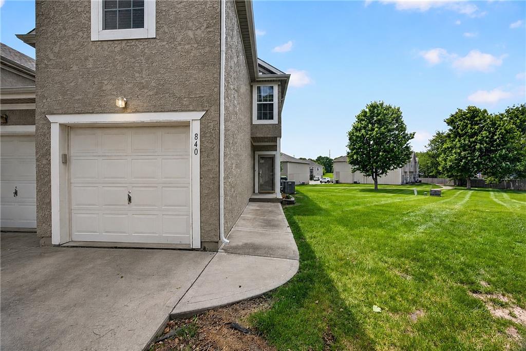 Photo of 840 S Woodson Court, Gardner, KS 66030