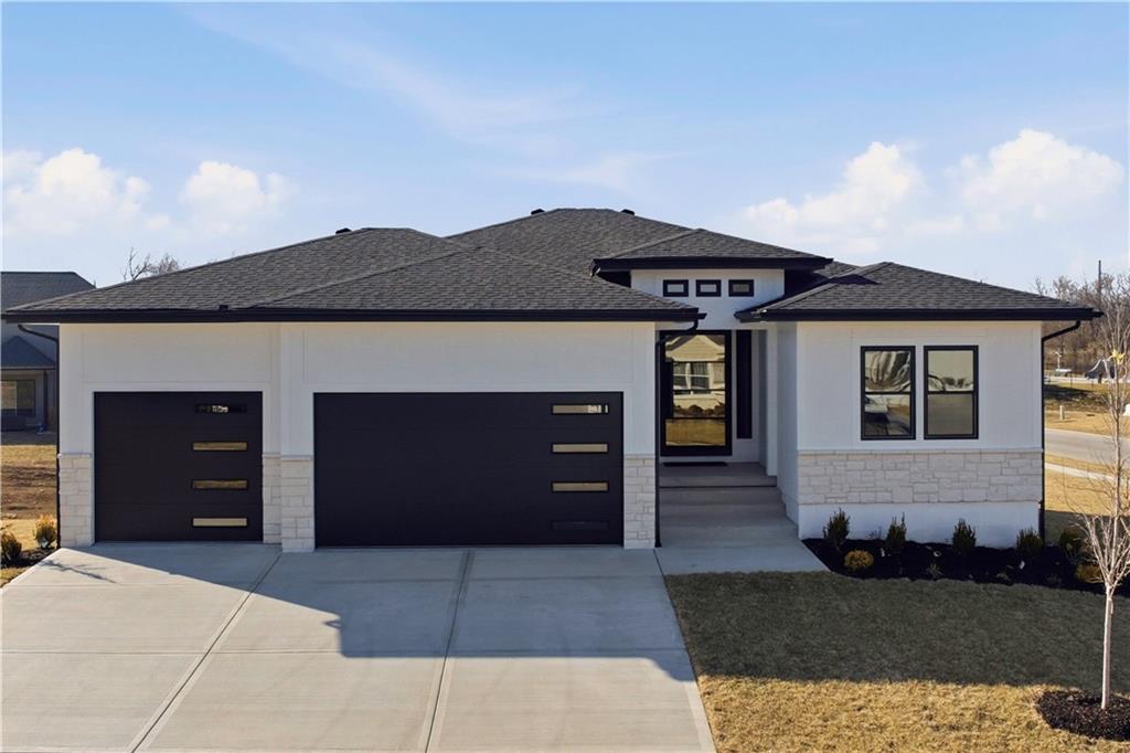 Photo of 4701 SE Claude Court, Blue Springs, MO 64014