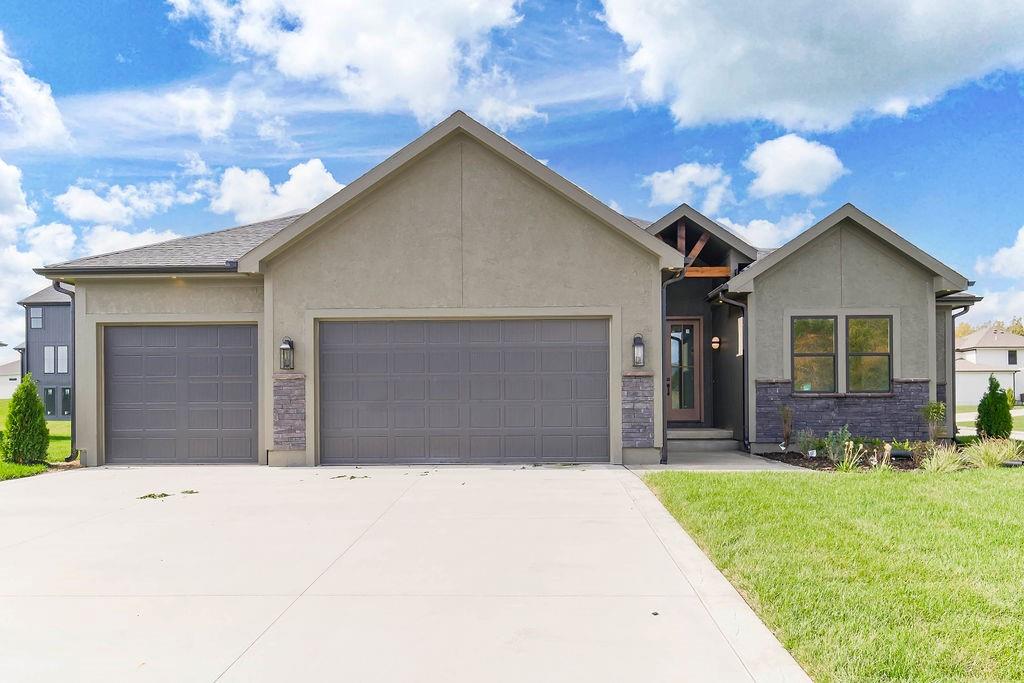 Photo of 4705 Claude Court, Blue Springs, MO 64014