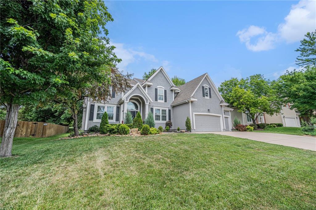 Photo of 7325 OAKVIEW Street, Shawnee, KS 66216