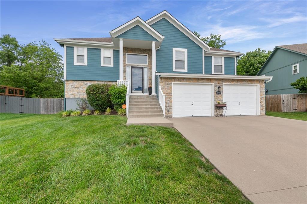 Photo of 6705 E 138th Terrace, Grandview, MO 64030