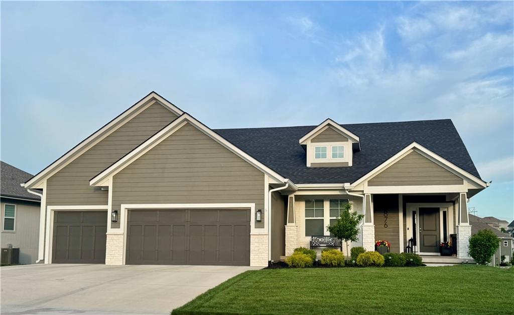 Photo of 5876 McCormick Drive, Shawnee, KS 66226