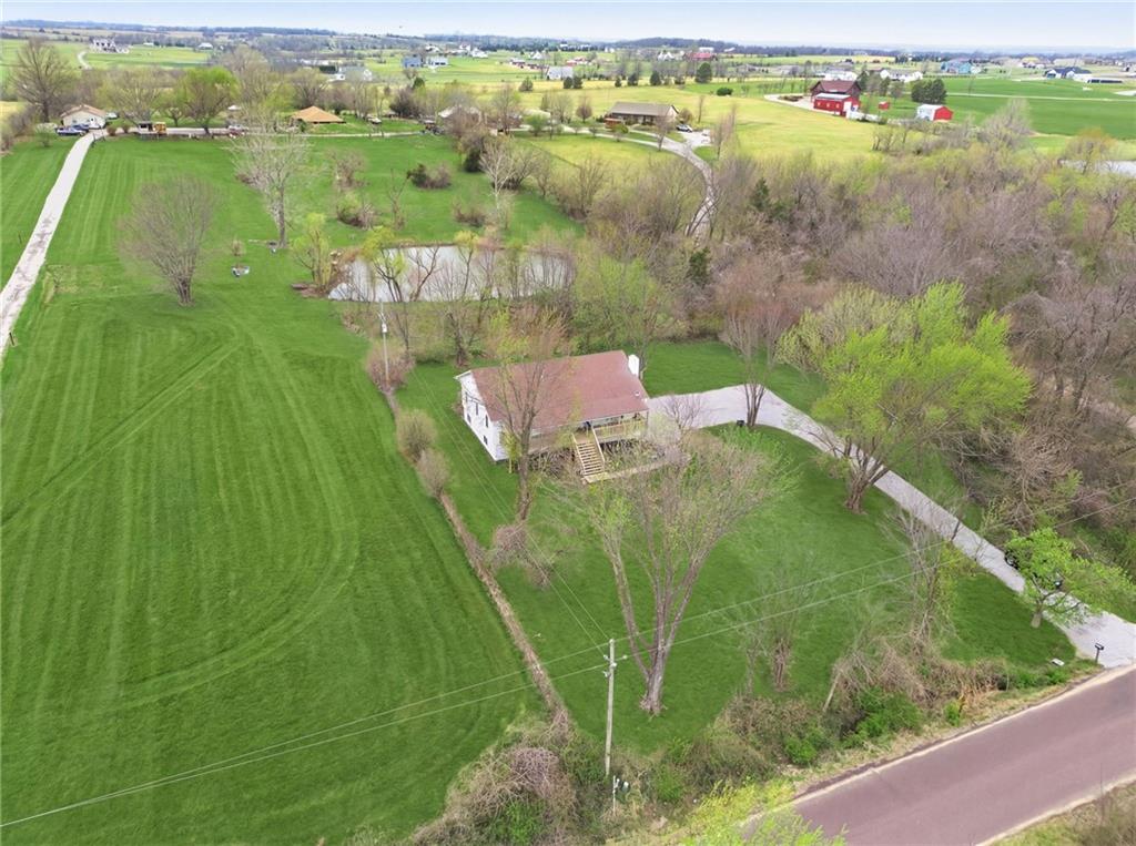 Photo of 14587 166th Street, Bonner Springs, KS 66012