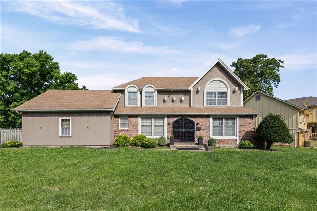 Photo of 12420 Cambridge Avenue, Grandview, MO 64030
