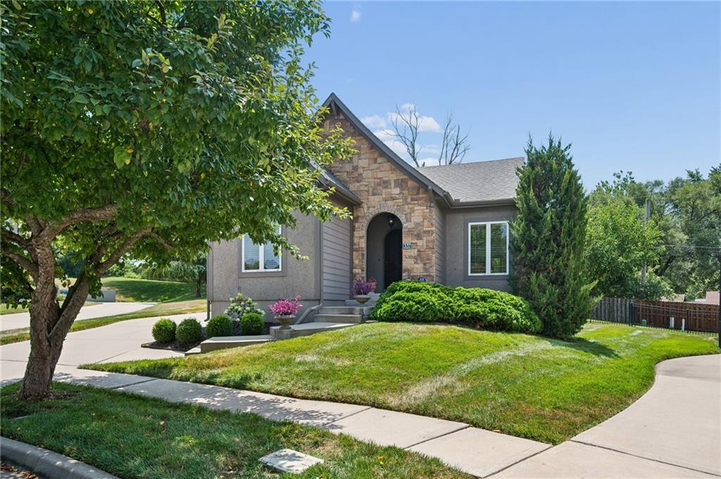 Photo of 337 Cates Court, Liberty, MO 64068