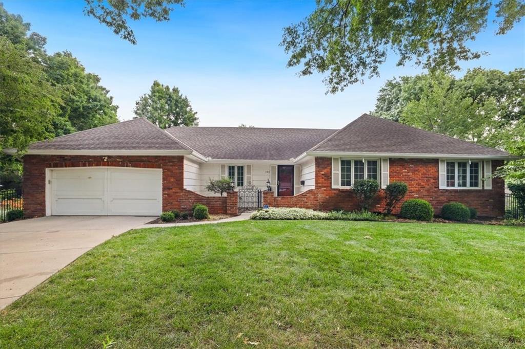Photo of 126 W 116th Street, Kansas City, MO 64114