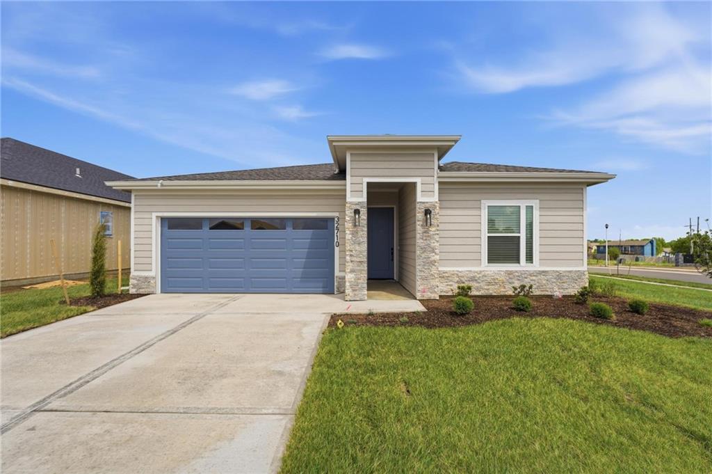 Photo of 32710 W 176th Terrace, Gardner, KS 66030