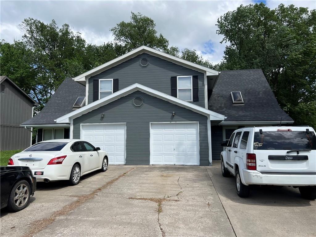 Photo of 411-413 Spring Avenue, Liberty, MO 64068