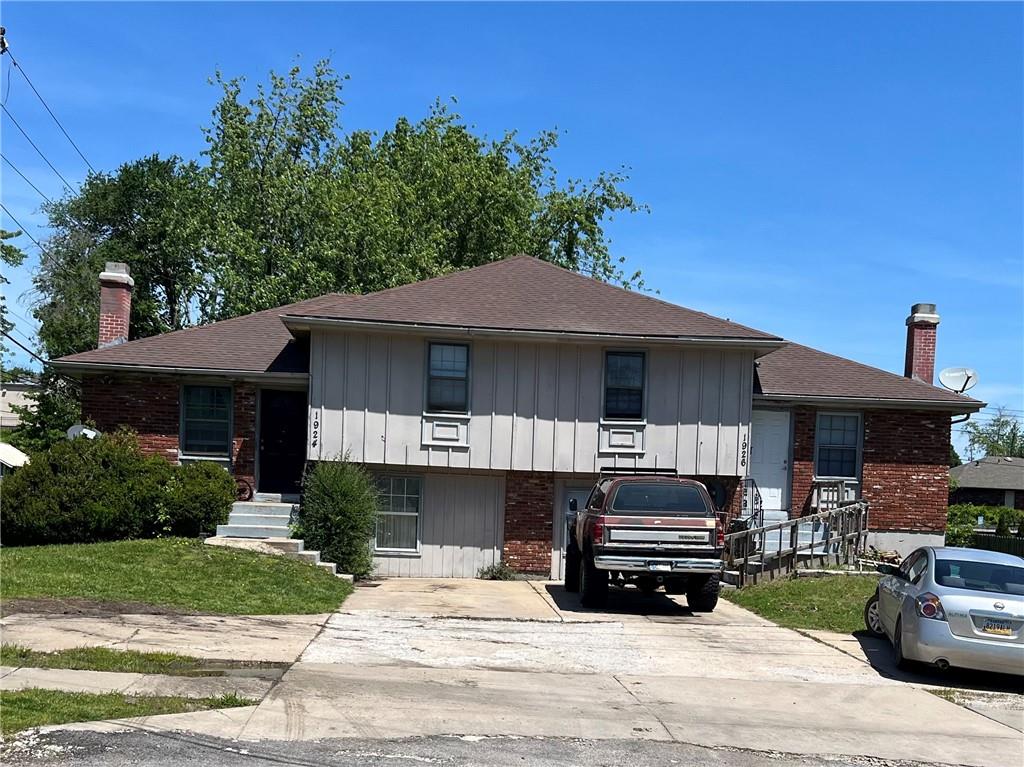 Photo of 1926 High Grove Road, Grandview, MO 64030
