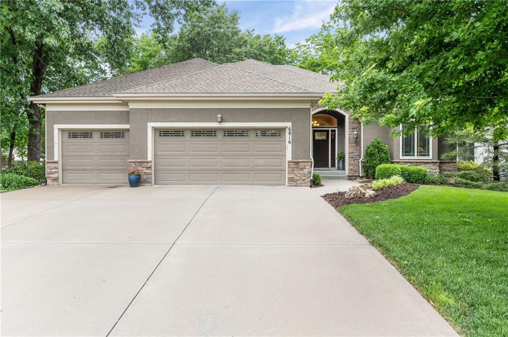 Photo of 6816 Longview Street, Shawnee, KS 66218