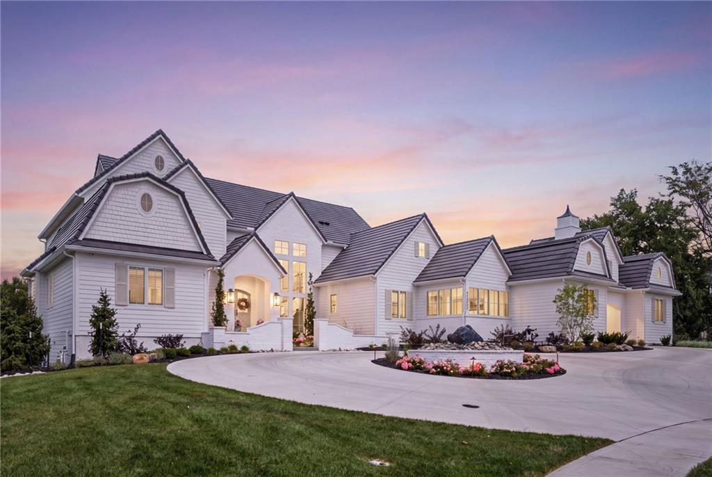 Photo of 16801 Barton Street, Overland Park, KS 66062