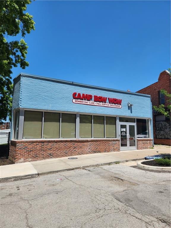 Photo of 18-20 Westport Road, Kansas City, MO 64111