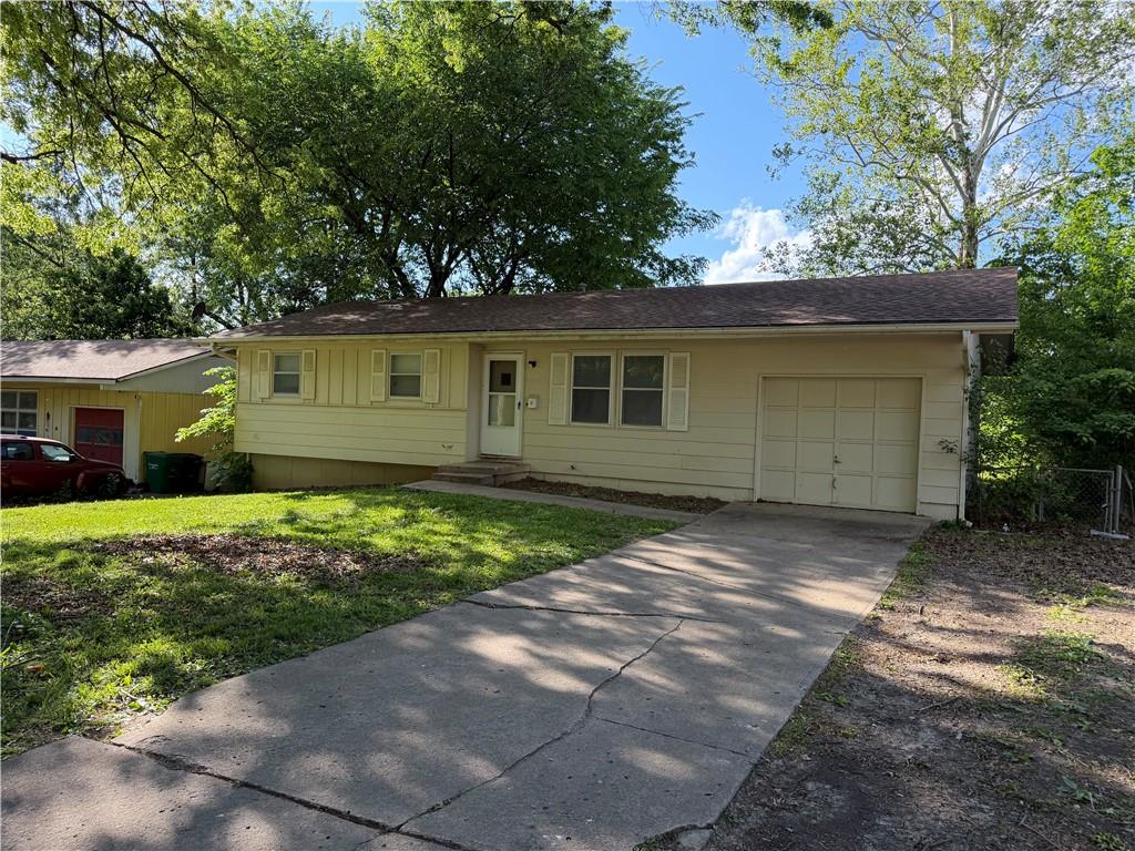 Photo of 6200 E 150th Terrace, Grandview, MO 64030