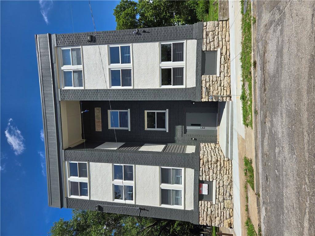Photo of 2333 Lister Avenue, Kansas City, MO 64127