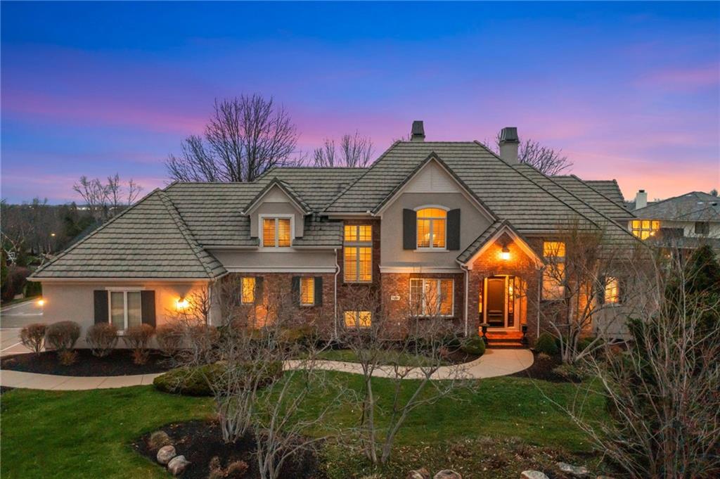 Photo of 10804 W 141st Street, Overland Park, KS 66221