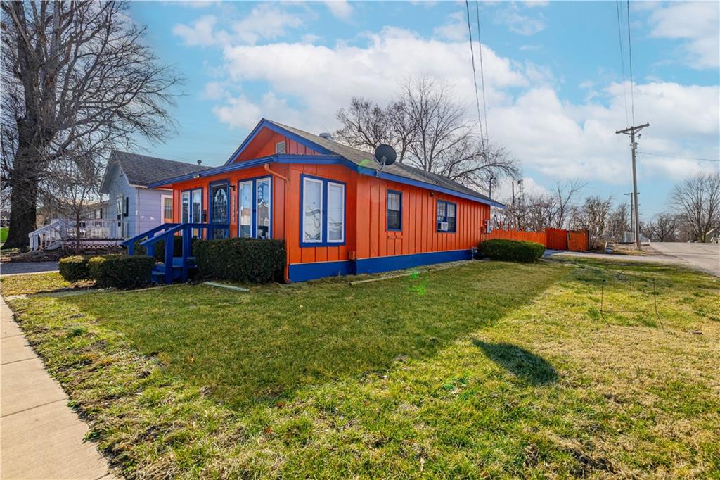Photo of 12912 7th Street, Grandview, MO 64030