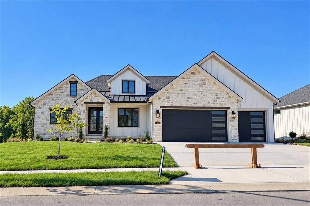Photo of 8712 N LEWIS Avenue, Kansas City, MO 64157