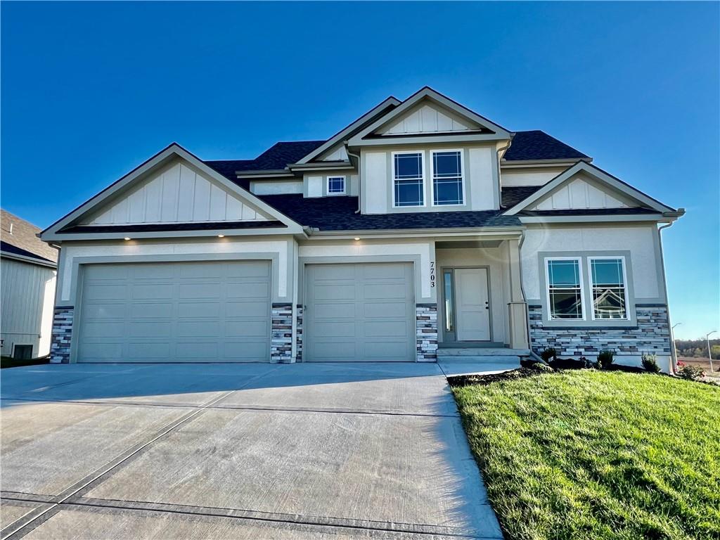 Photo of 2189 Heritage Court, Liberty, MO 64068