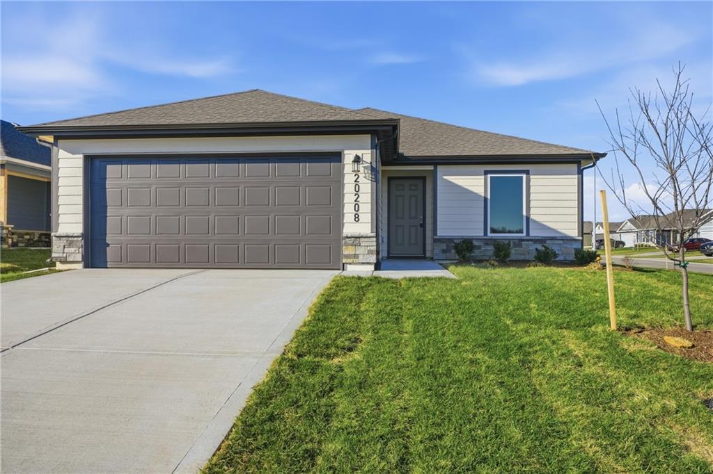 Photo of 891 N Pear Street, Gardner, KS 66030