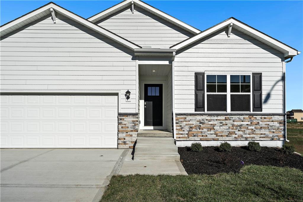 Photo of 601 Short Street, Liberty, MO 64068