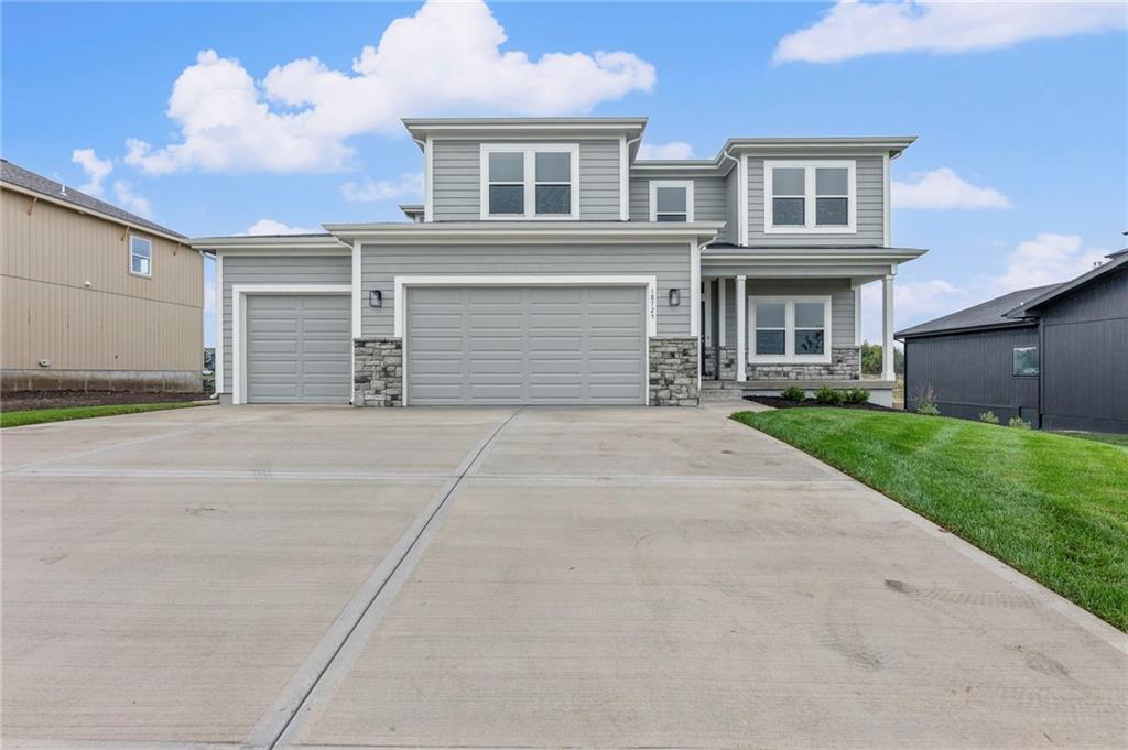 Photo of 18725 W 193rd Street, Spring Hill, KS 66083