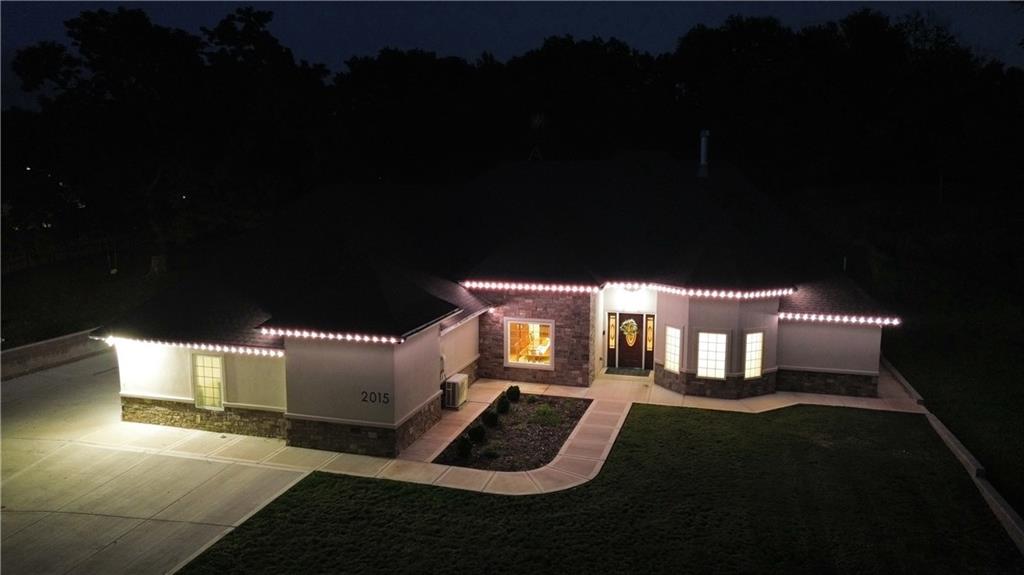 Photo of 2015 S Lees Summit Road, Independence, MO 64050
